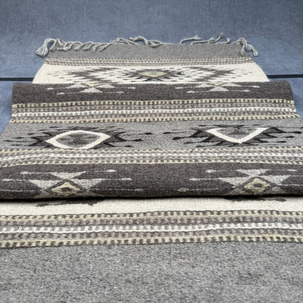 Vintage Mexican Handwoven Wool Rug Grey Cream Geometric Diamond Runner 24x42